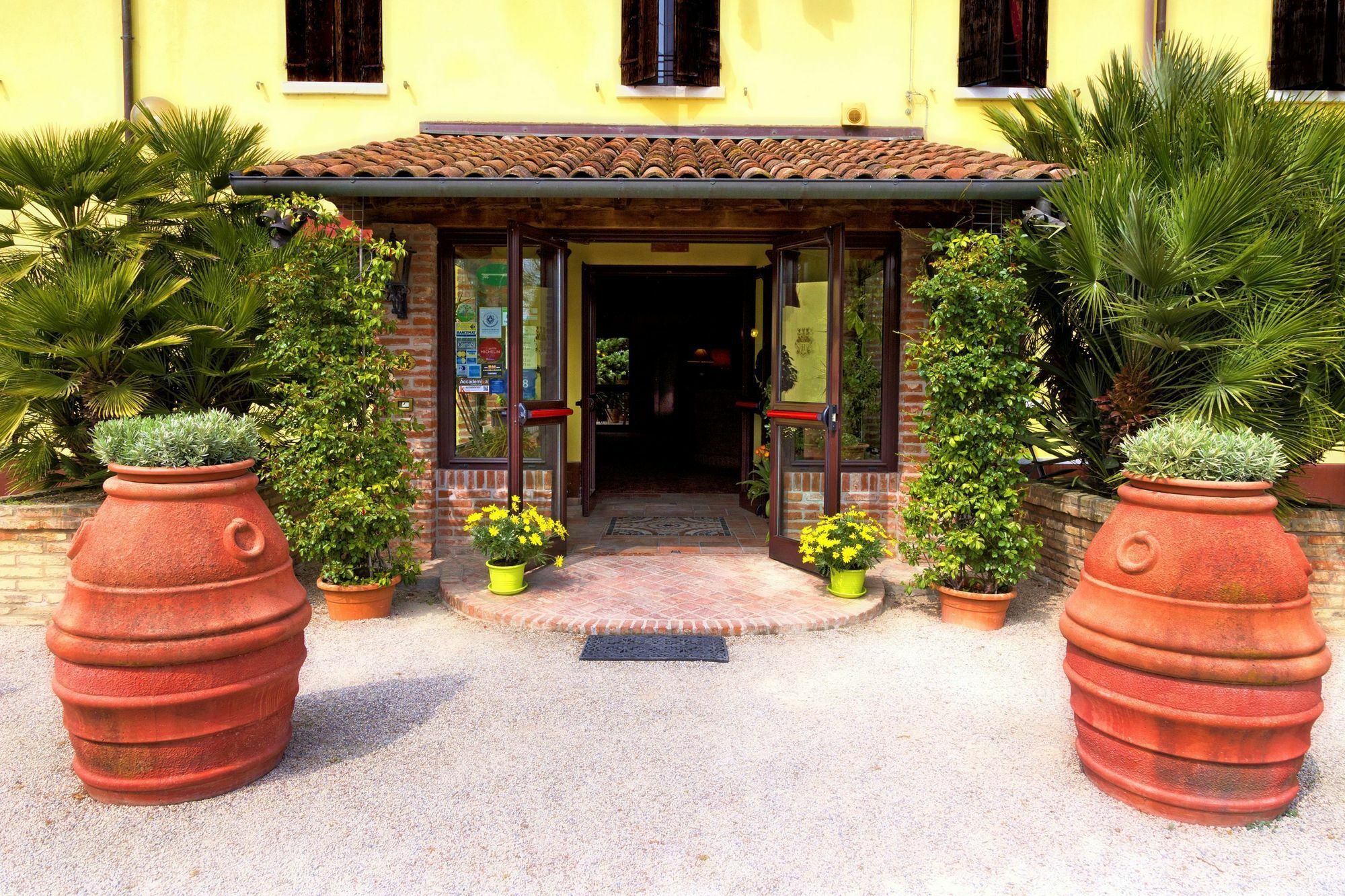 Hotel Antico Casale Vigarano Mainarda Eksteriør billede